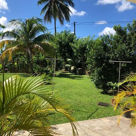 La Colline Business & Tourisme Le Lamentin Exterior foto
