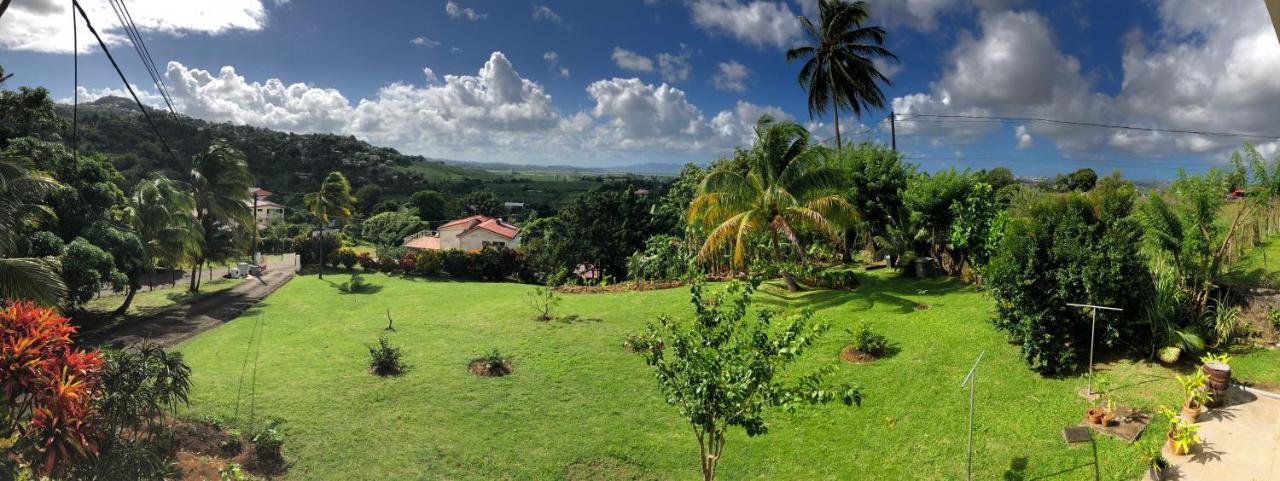La Colline Business & Tourisme Le Lamentin Exterior foto